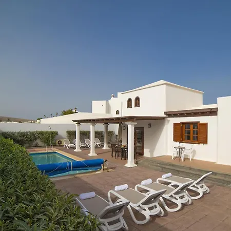 Sophisticated Lanzarote Mervella 4 Bedrooms Spacious Terrace Area Private Pool Villa